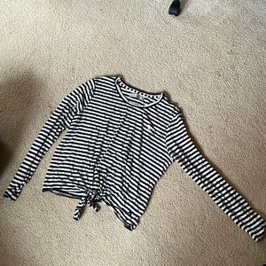 Abercrombie and Fitch - back and white long sleeve shirt